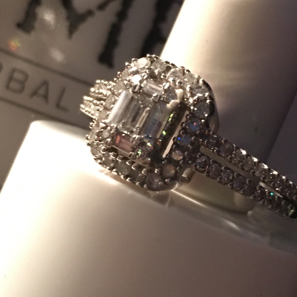 Diamond ring 1/2 ct size 7